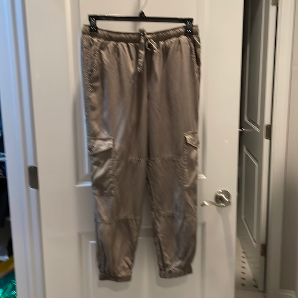 Side Stitch Cropped joggers